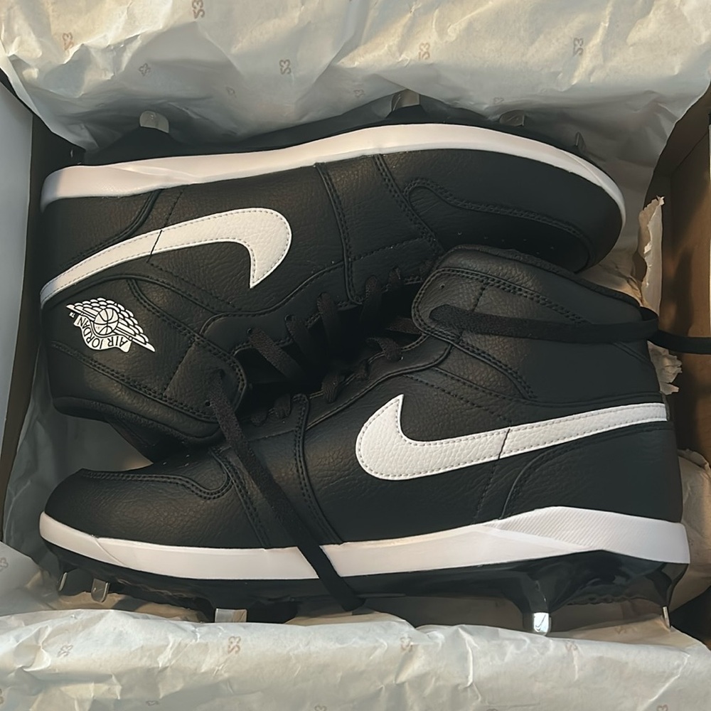 NWT Jordan 1 Retro Metal Cleats size 11